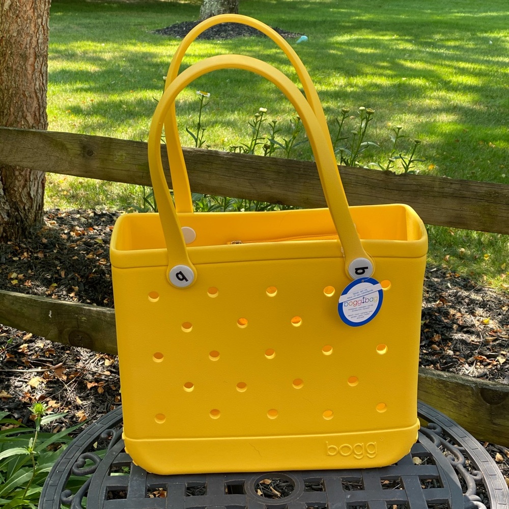 NWT baby bogg bag YELLOW there - HTF